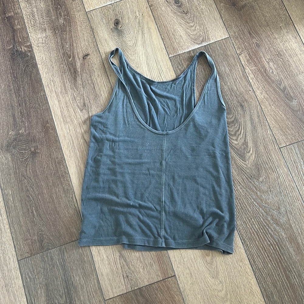 workout tank